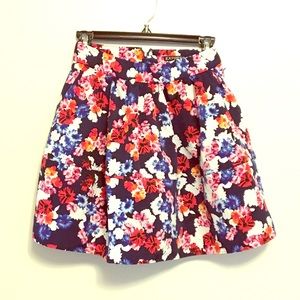 Express Floral Pleated Skirt